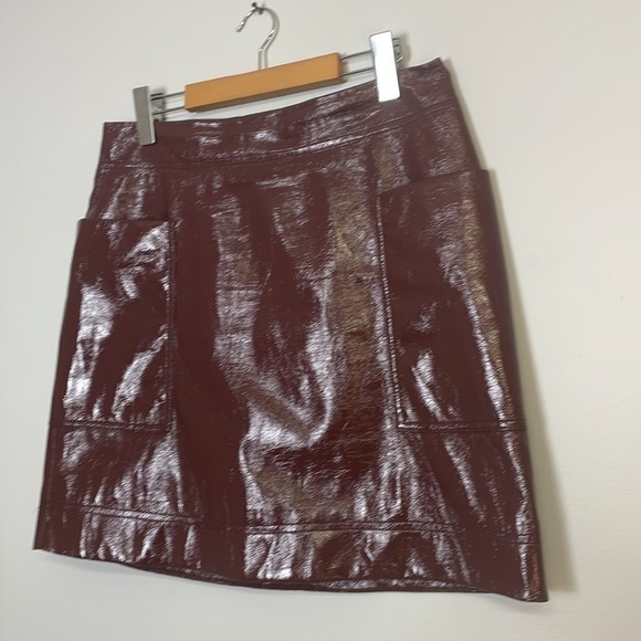 Anthropologie Maeve Faux Burgundy Patent Leather Mini Skirt Sz 14 - Picture 4 of 7